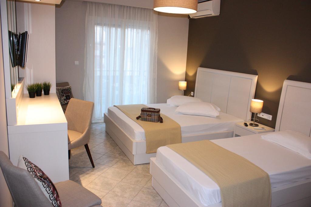 Hotel Cariatis Nea Kallikrateia Ngoại thất bức ảnh