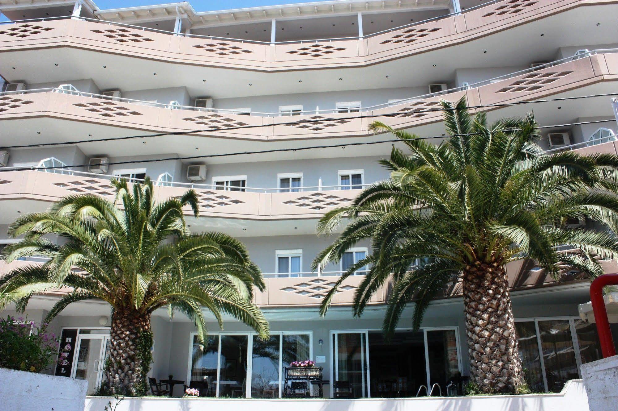 Hotel Cariatis Nea Kallikrateia Ngoại thất bức ảnh