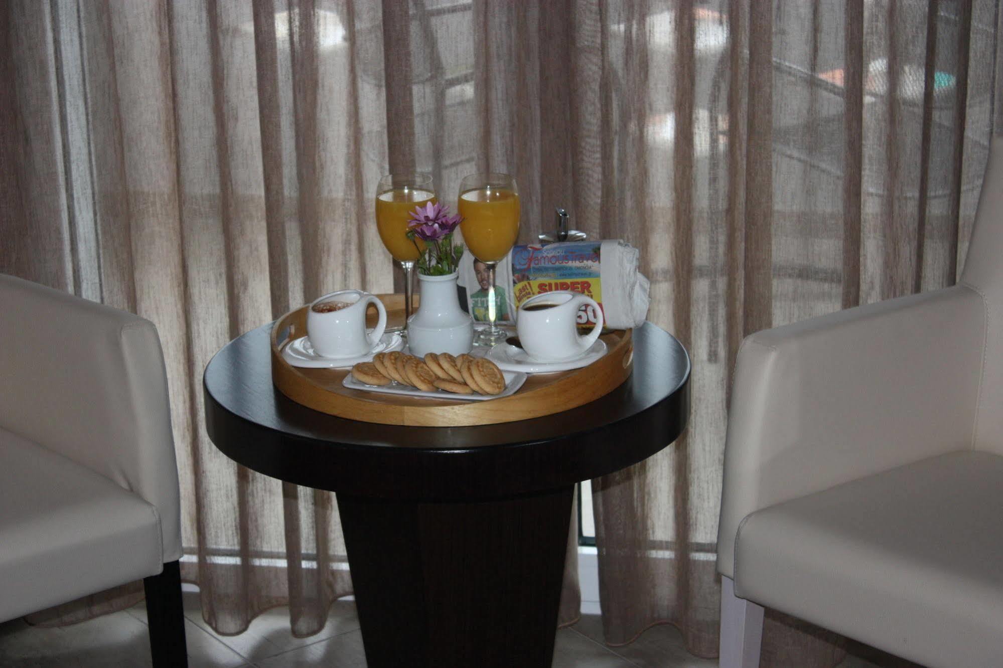 Hotel Cariatis Nea Kallikrateia Ngoại thất bức ảnh